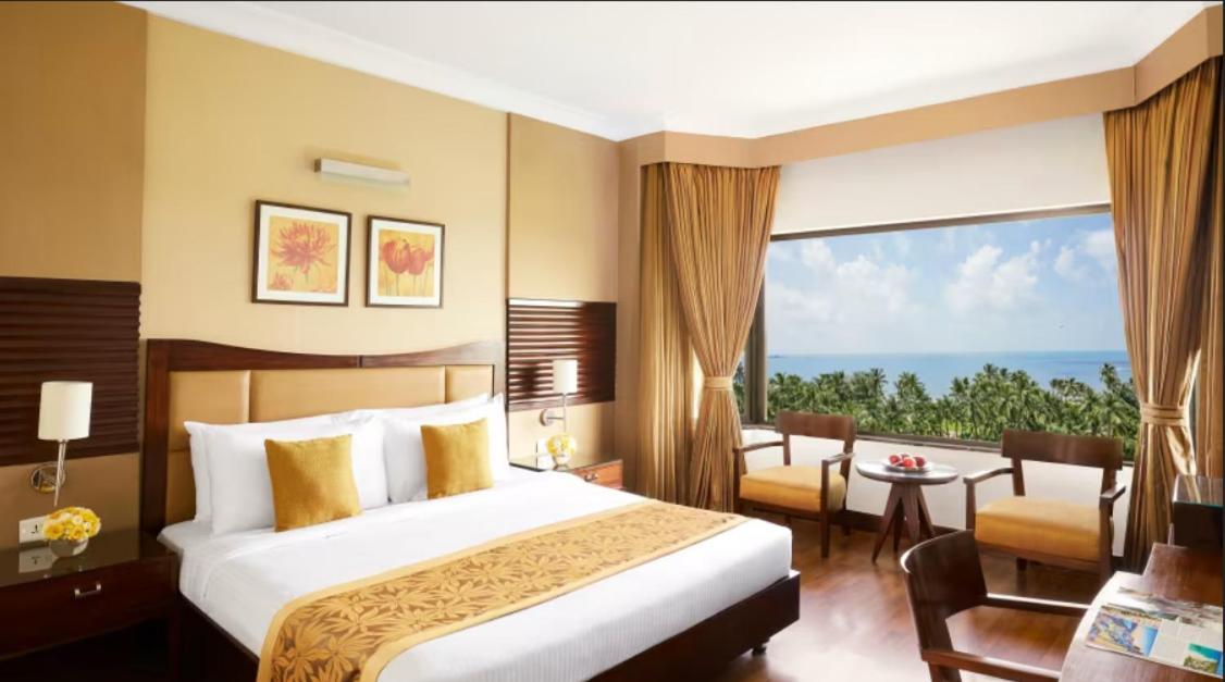 The Retreat Hotel & Convention Centre Мумбаи Экстерьер фото